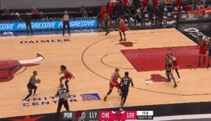 九游电脑版下载-11秒6分逆天改命！利拉德44分+压哨绝杀比肩乔丹