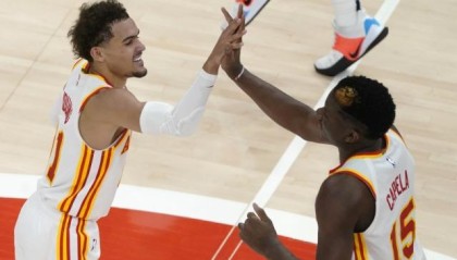 九游电脑版下载-单节三分11中11创历史纪录 老鹰诠释真正的三分雨